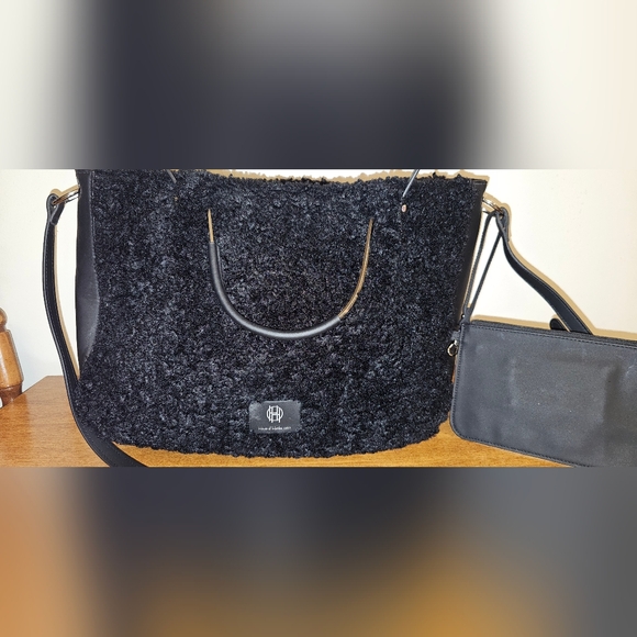 House of Harlow 1960 Sherpa Weekender Satchel Bag - Picture 1 of 14